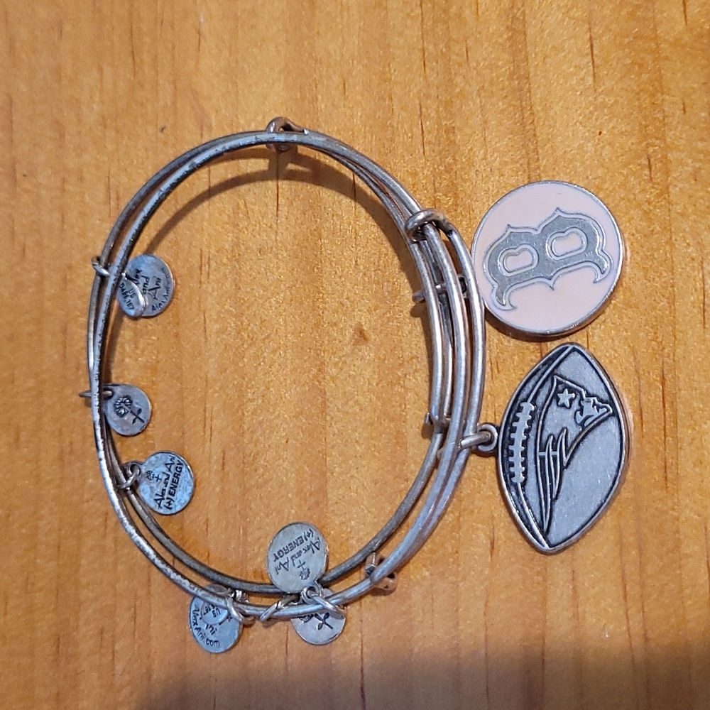 Alex and Ani Boston duo - Picture 1 of 1